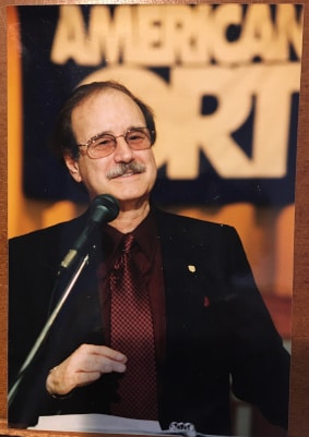 Joe Cohen Portrait | ORT America