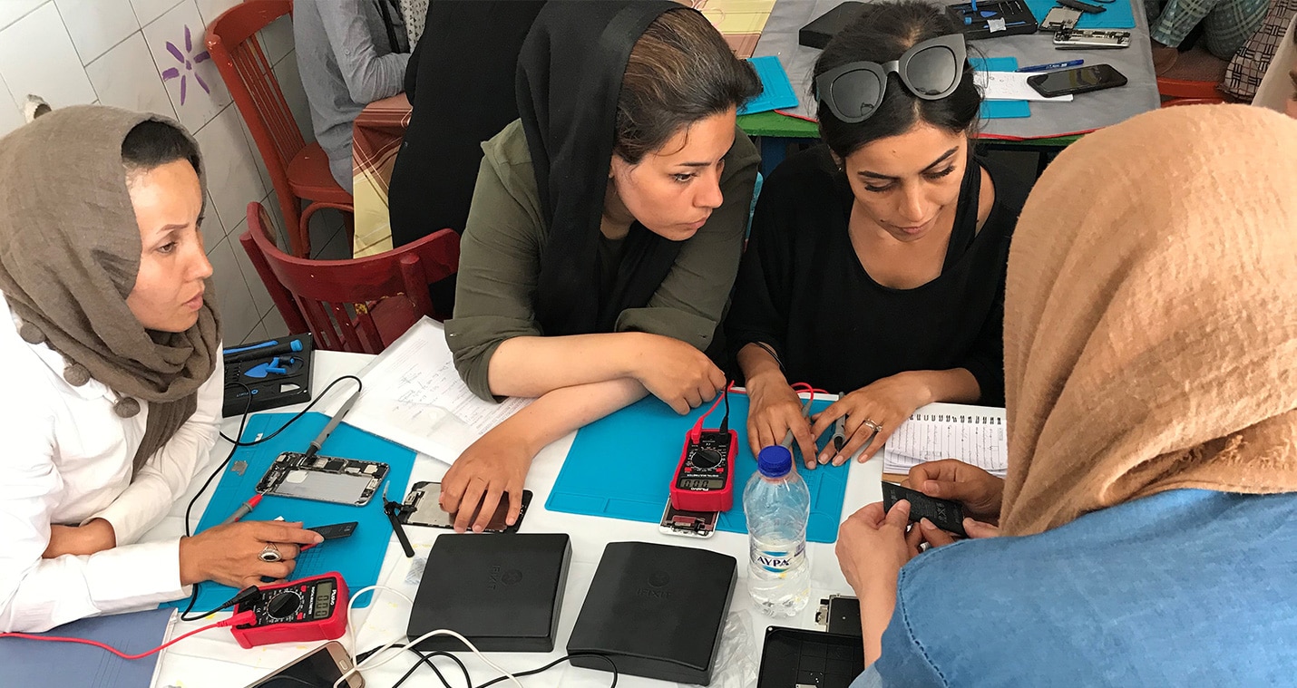 Samos Refugees | ORT America Acquire new skills